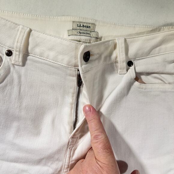 L.L. Bean Stretch Jeans Woman's 12 Classic Fit Upstretched 32W White 5-Pocket - Picture 7 of 14